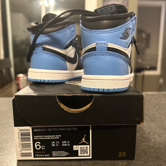 Jordan 1 Retro High OG Toddler - Picture 2 of 2